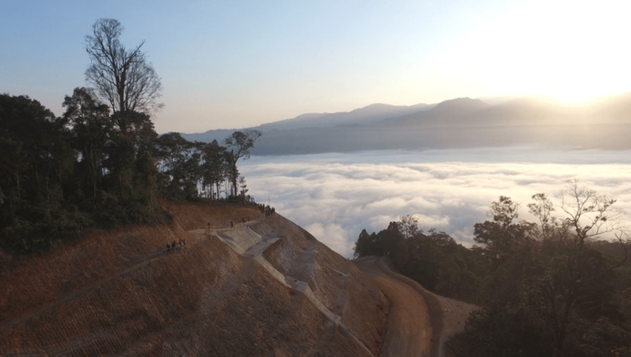 Gunung Luhur
