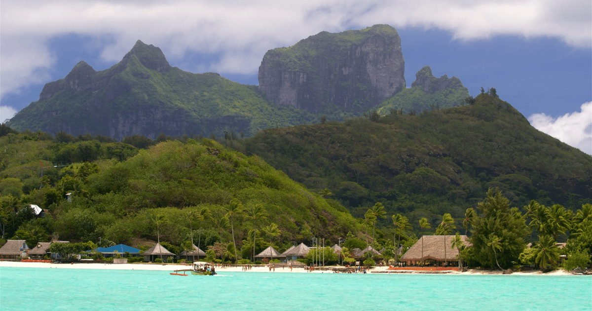 Pantai Matira Bora Bora 2025