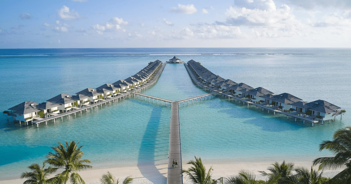 Pantai Sun Island Maldives 2025