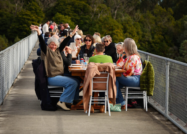 Ilustrasi east gippsland winter festival untuk artikel East Gippsland Winter Festival Dibuka Meriah di Nicholson